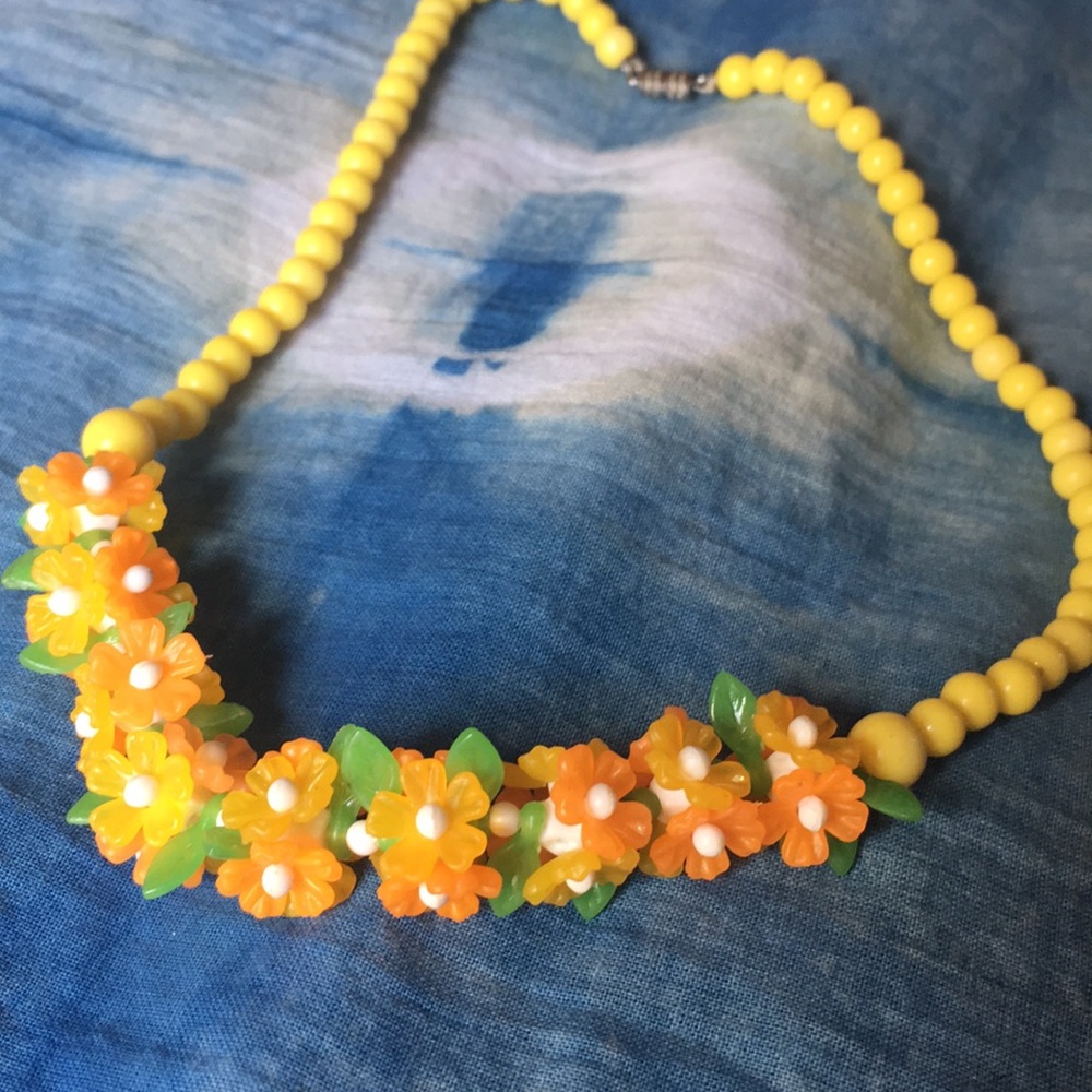 🌼vintage flower necklace🌼